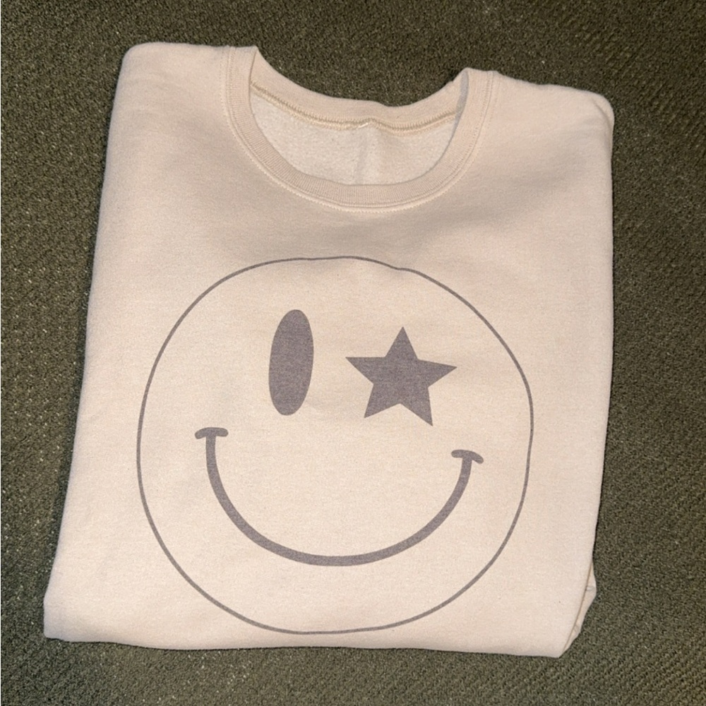Gildan Cream Smiley Face Sweater
